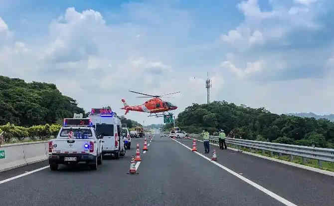 汝阳高速公路汽车救援案例